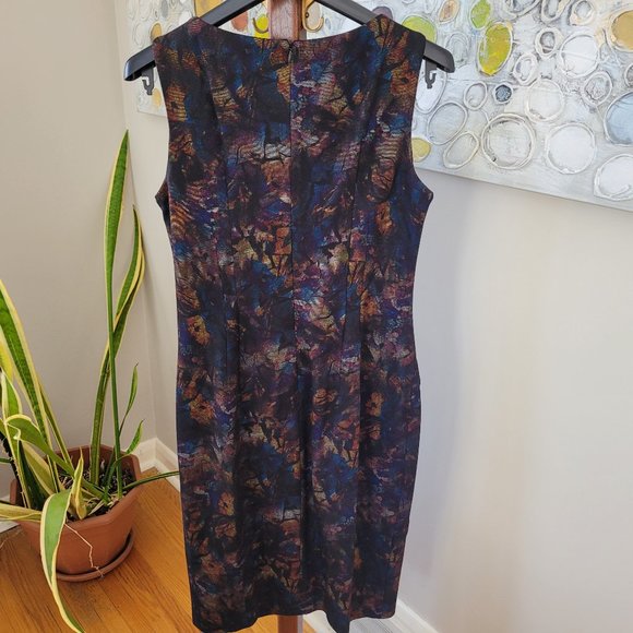 SOLD - Freda's Dark Floral Print Dress US 6 - Picture 7 of 9